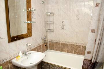 Фото номера Улучшенные апартаменты Апартаменты Apartments on Kuban 63 г. Павлодар 13