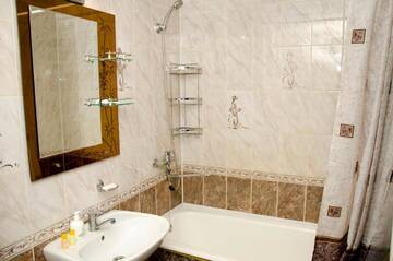 Фото номера Улучшенные апартаменты Апартаменты Apartments on Kuban 63 г. Павлодар 14