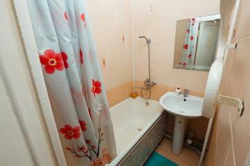 Фотографии Апартаменты Apartment on Qayyrbayeva г. Павлодар (Казахстан) №3 Фото Апартаменты Apartment on Qayyrbayeva г. Павлодар 3
